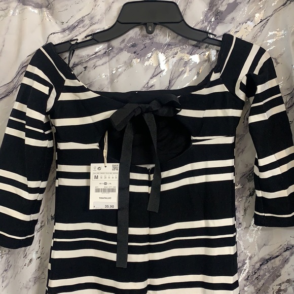 Elegant Zara Trafaluc off the shoulder dress - Picture 6 of 6